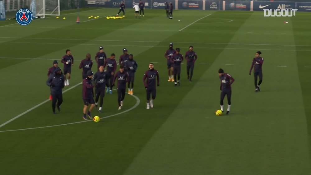 Paris Saint-Germain's last training session before AS Monaco clash. DUGOUT