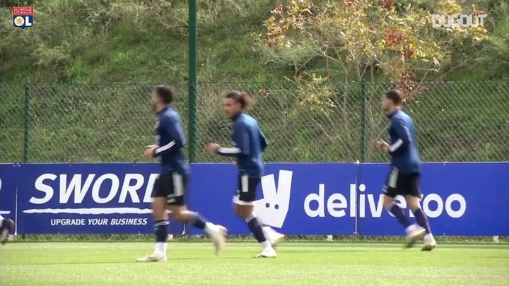 VIDEO: De Sciglio's first training session with Olympique Lyonnais