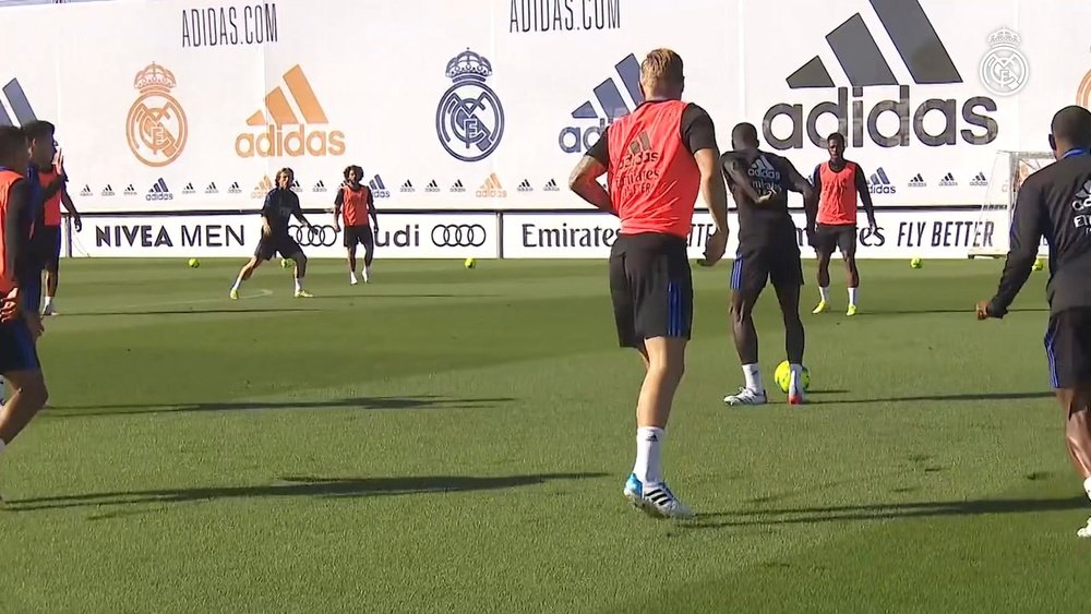 Toni Kroos has been preparing for Sunday's match at Barcelona. DUGOUT