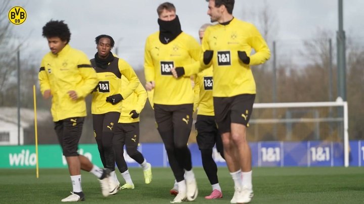 VIDEO: Sancho & Co get ready for Wolfsburg