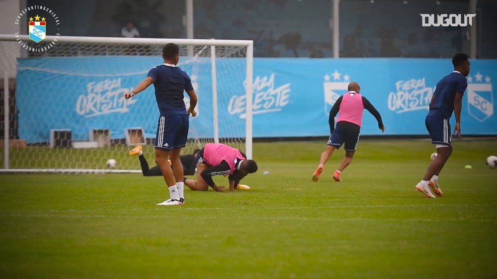Sporting Cristal were held to a goalless draw by Rentistas. DUGOUT