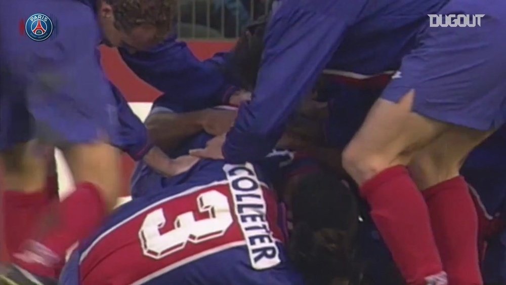 VIDÉO : le PSG remporte la Coupe des Coupes en 1996. Dugout