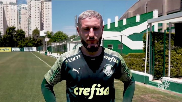 VÍDEO: Zé Rafael comemora 100 jogos pelo Palmeiras e projeta final da Copa do Brasil