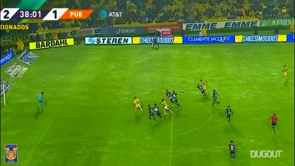 Le doublé d'Eduardo Vargas contre Puebla. DUGOUT