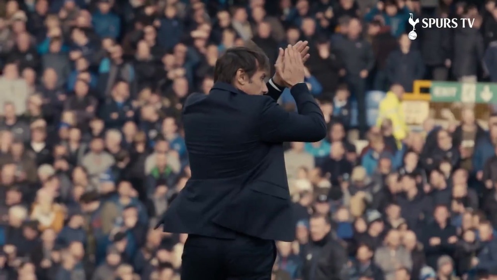 L’esordio di Conte sulla panchina del Tottenhan in Premier League. Dugout