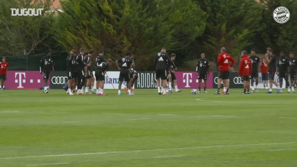 Bayern trained for the Barcelona clash. DUGOUT