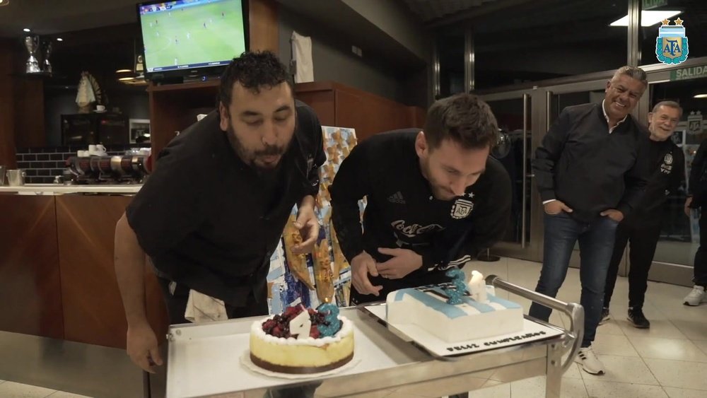 Messi cumpre 35 anos de vida.AFP