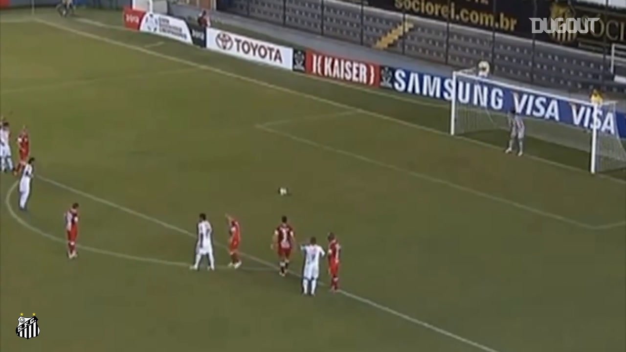 VIDEO: Santos' best hat-tricks ft. Pelé and Neymar. DUGOUT
