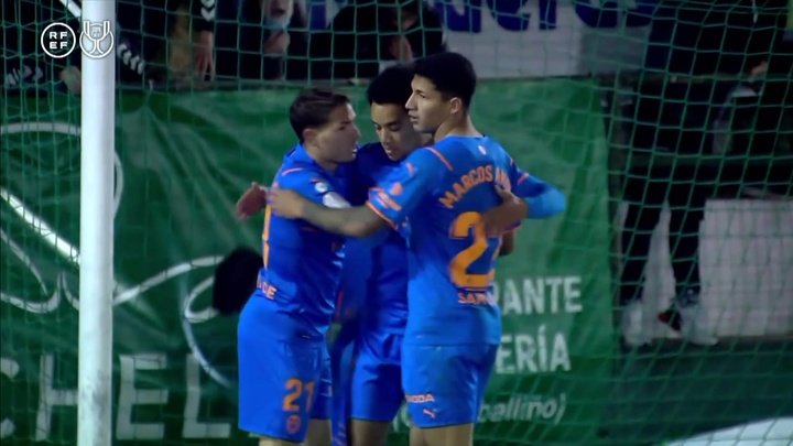 VIDEO: Valencia beat Arenteiro after extra-time