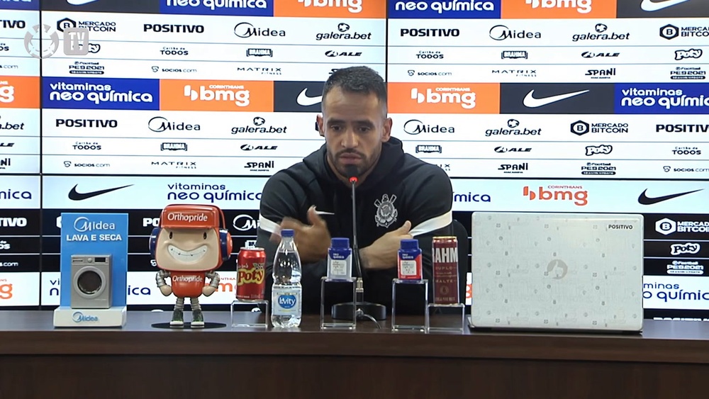 Renato Augusto exalta presença de Cantillo no meio-campo do Corinthians. DUGOUT