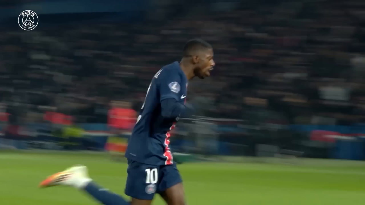 Buts et dribbles de Dembélé lors de la saison du Ballon d'Or