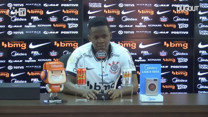 VÍDEO: Cazares conta como está fisicamente para jogar pelo Corinthians