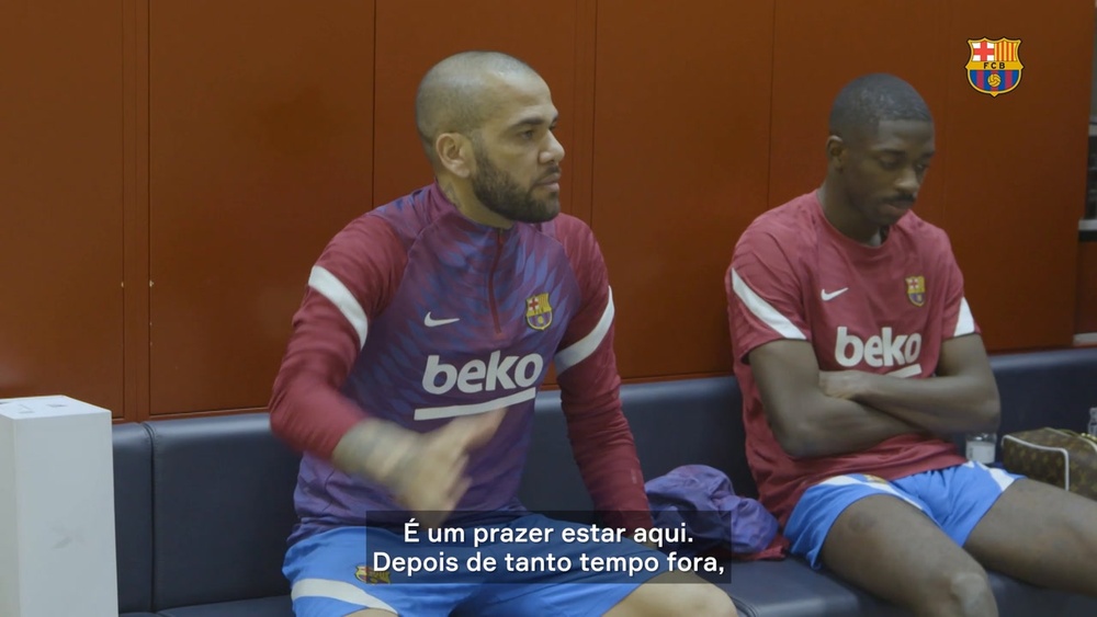 Daniel Alves discursa no vestiário do Barça: “Vamos fazer grandes coisas”. DUGOUT