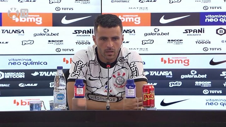 Júnior Moraes não se sente pressionado pela expectativa da torcida em seu futebol