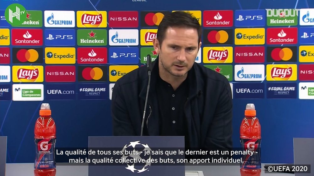 Lampard sur Olivier Giroud. Dugout