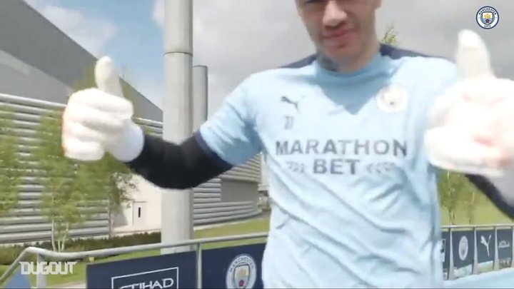 VIDEO: City return to training after being crowned champions