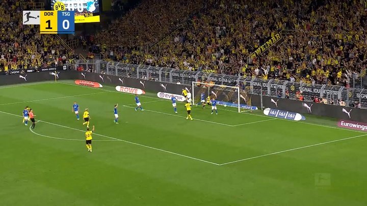 VIDEO: il capitano Reus assicura la vetta al Dortmund