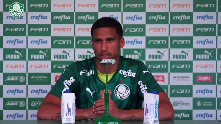 Murilo fala sobre o seu posicionamento e a disputa por posição na zaga do Palmeiras