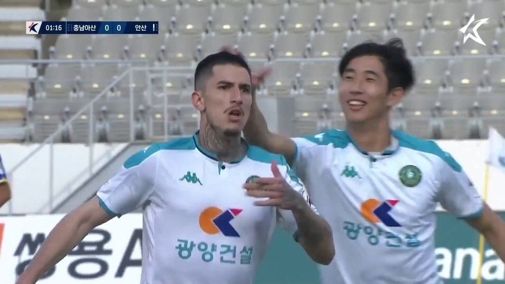 Golaço de brasileiro impressiona na 2ª divisão da K-League. DUGOUT