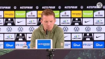 Nagelsmann comenta especulações sobre futuro de Lewandowski.