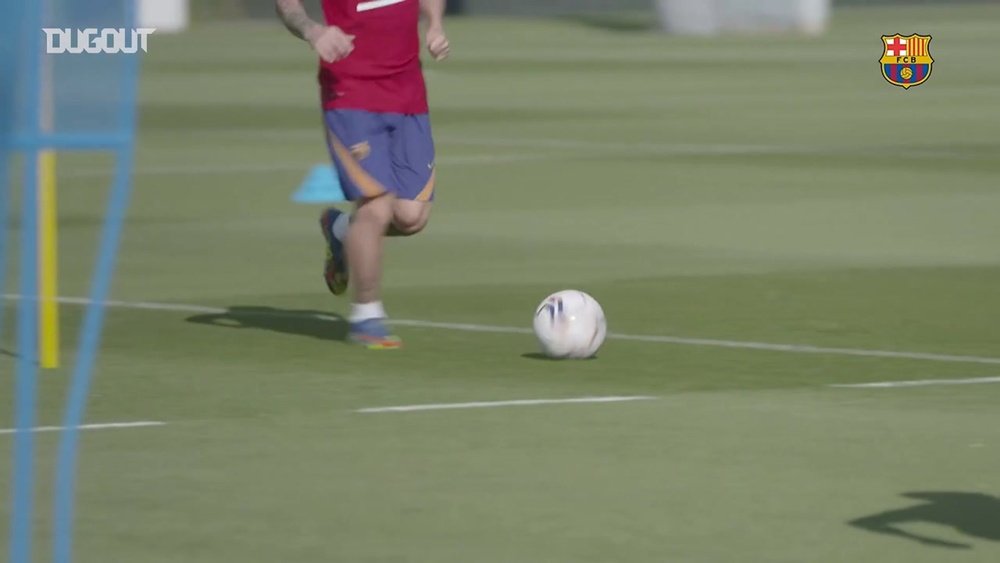 Messi volta a treinar no Barcelona. DUGOUT
