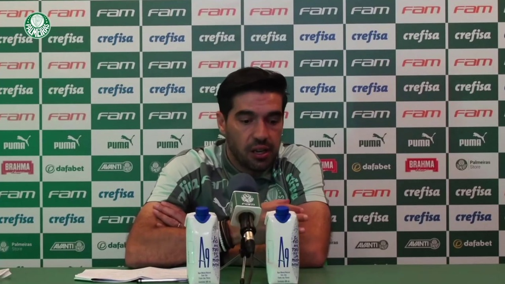 Abel Ferreira fala sobre continuar usando o time reserva no Brasileiro. DUGOUT