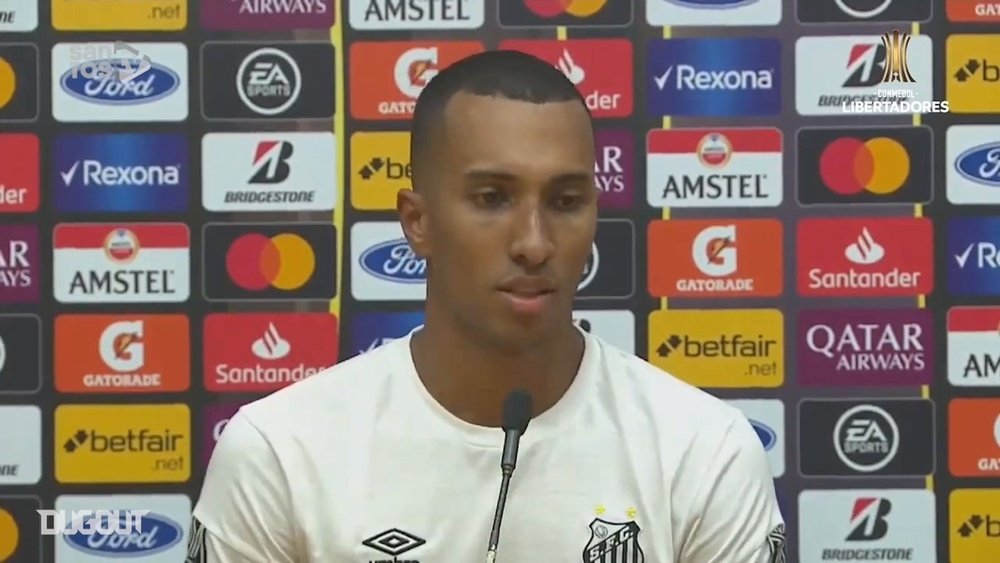 Lucas Braga falou com a imprensa após a vitória do Santos. DUGOUT