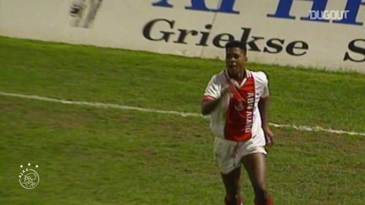 VÍDEO: el Kluivert que no recordabas, crack en el Ajax en los 90