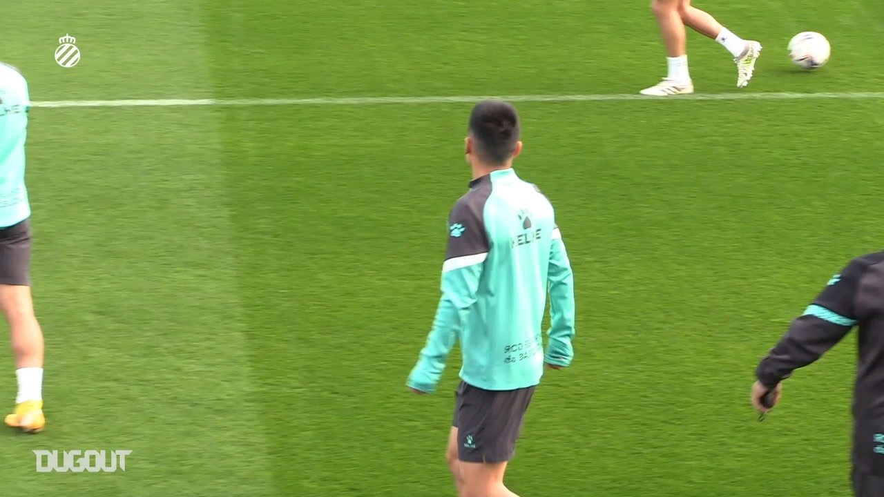 VIDEO: Wu Lei in training with Espanyol