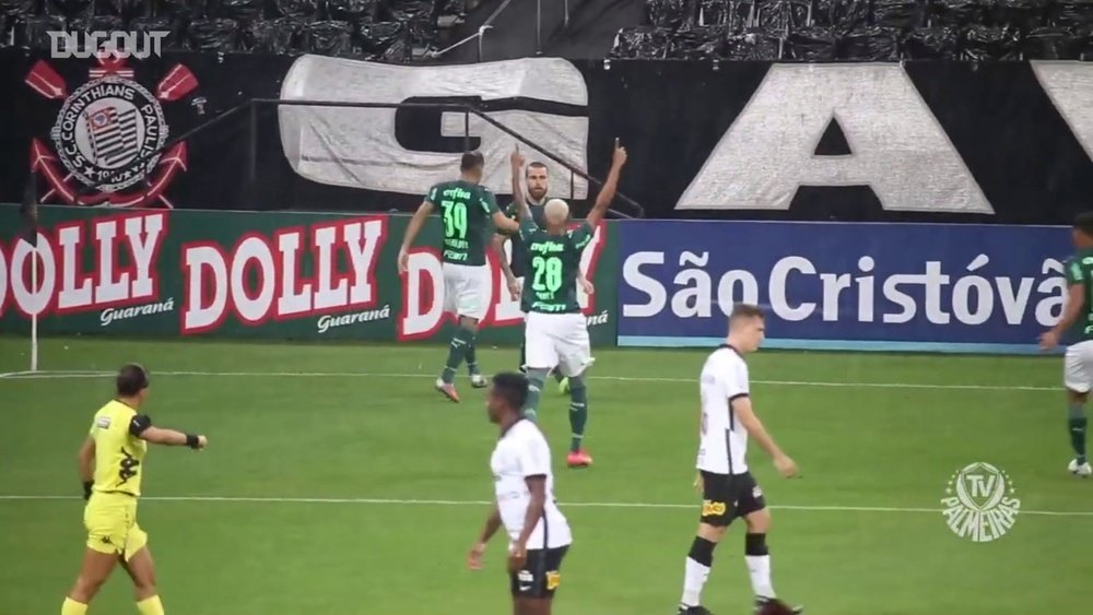 Les buts de Lucas Lima et Gabriel Silva contre les Corinthians. Dugout