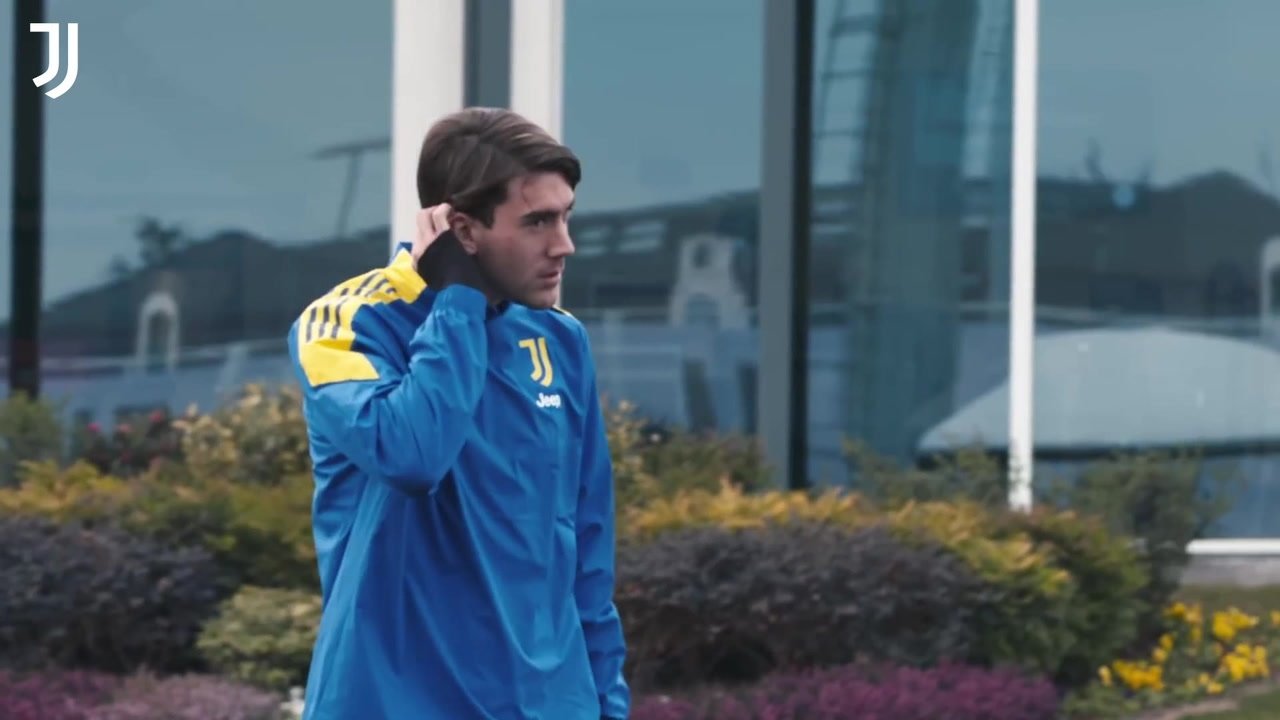 VIDEO: Juventus' last training session ahead of CL clash v Villarreal