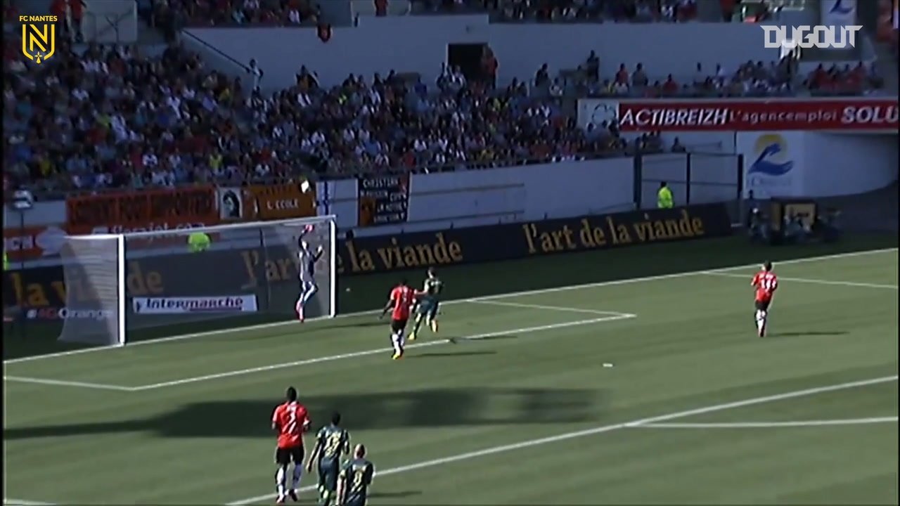 Le superbe but de Veigneau face à Lorient. DUGOUT