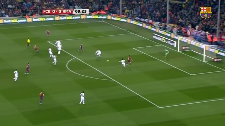 VÍDEO: O gol favorito de Xavi com a camisa do Barcelona