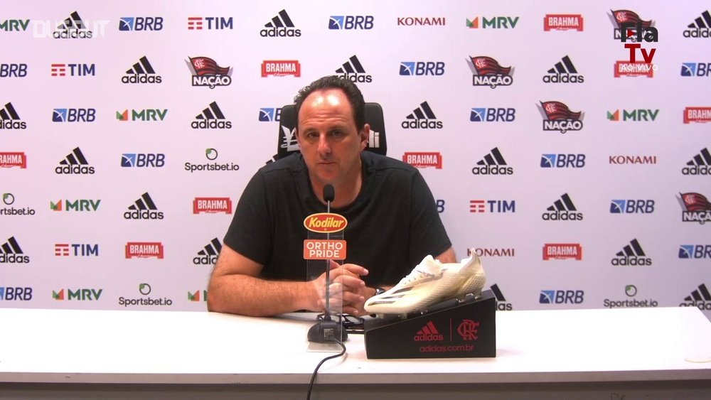 Técnico do Flamengo falou após vitória sobre o Inter. DUGOUT