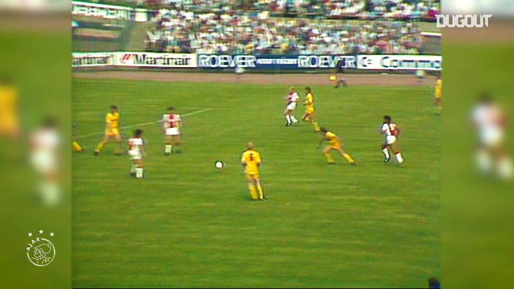 An Ajax legend. DUGOUT