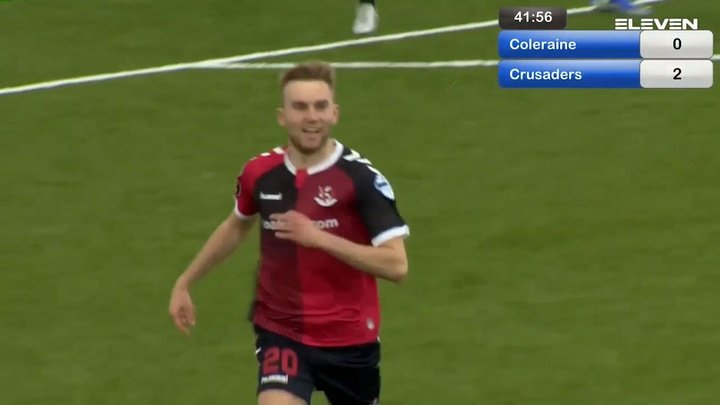 VÍDEO: Épico gol de volea en la Liga Norirlandesa