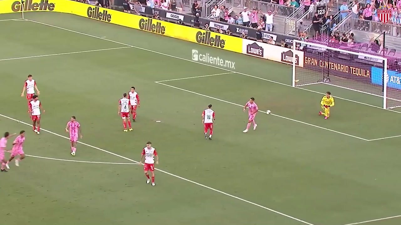 Il Club Necaxa è stato sconfitto dall'Inter Miami in una pazza sfida di Leagues Cup. Rodrigo De Paul ha fornito due assist, Jordi Alba ha segnato il gol del pareggio allo scadere e Luis Suárez ha realizzato il rigore decisivo nella lotteria dei rigori.