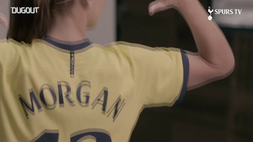 VIDÉO : Alex Morgan à Tottenham. Dugout
