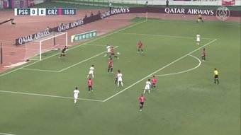 Guarda la partita del PSG contro il Cerezo Osaka. Vitinha e Hugo Ekitiké segnano per il PSG, mentre Jordy Croux, Sota Kitano e Shinja Kagawa firmano i tre gol della squadra giapponese.