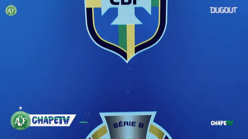 Behind the scenes of Chapecoense's draw vs CSA. DUGOUT