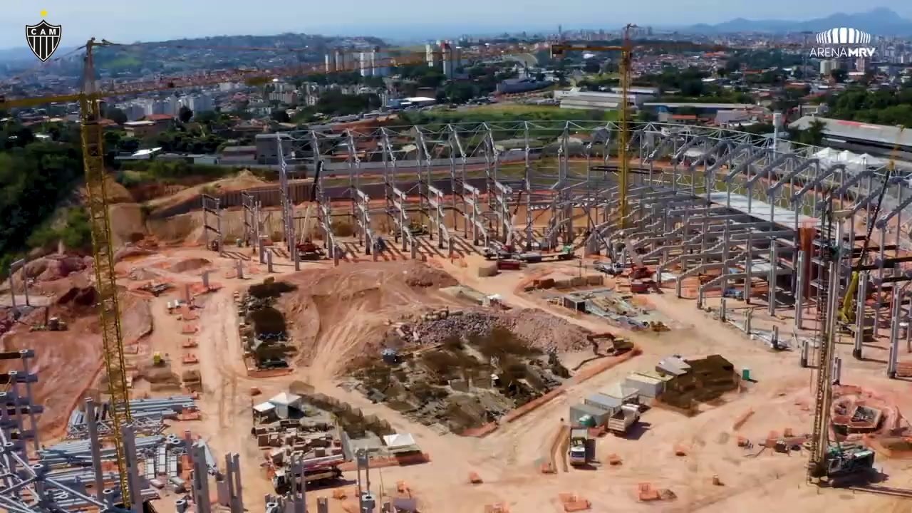 Após dois anos, confira a evolução das obras da Arena MRV.