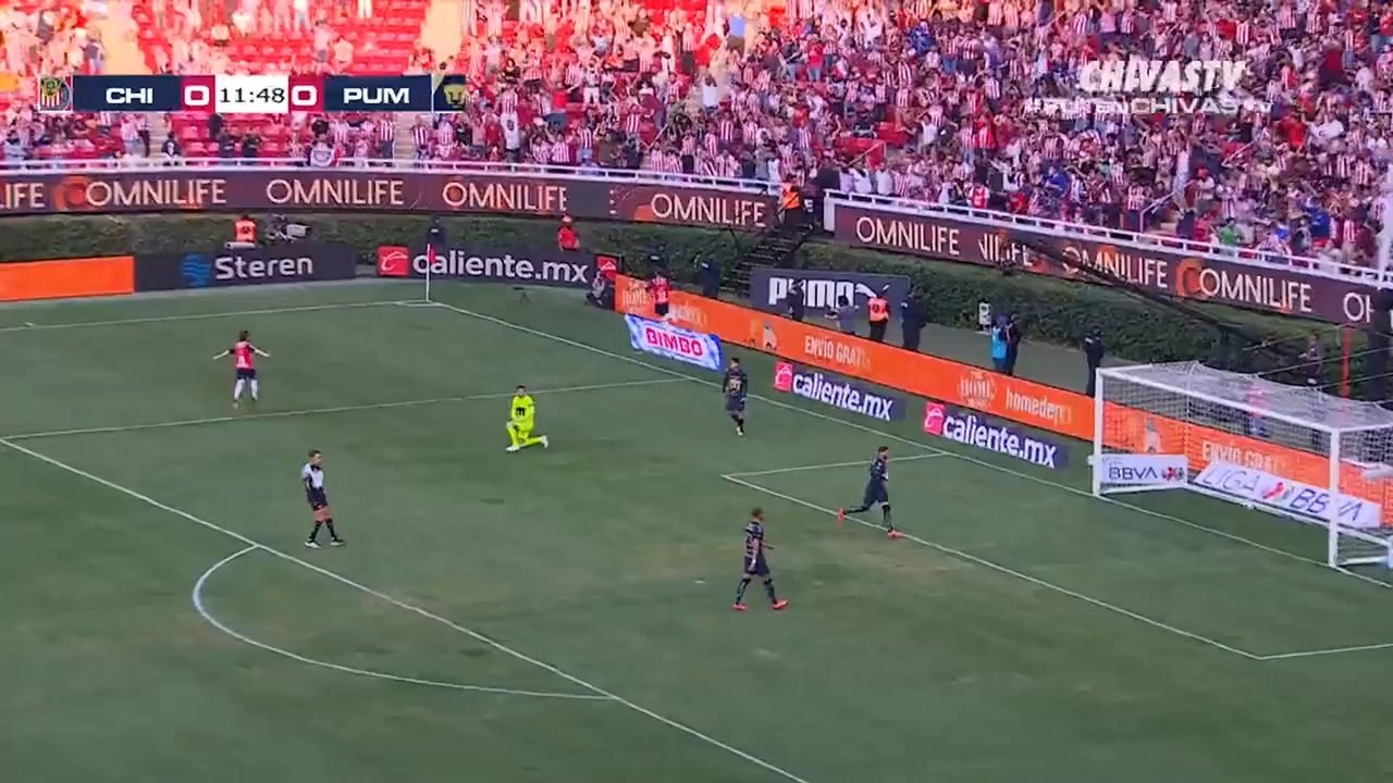 VIDEO: así fue el gol del 'Chicote' Calderón en la goleada de Chivas contra Pumas