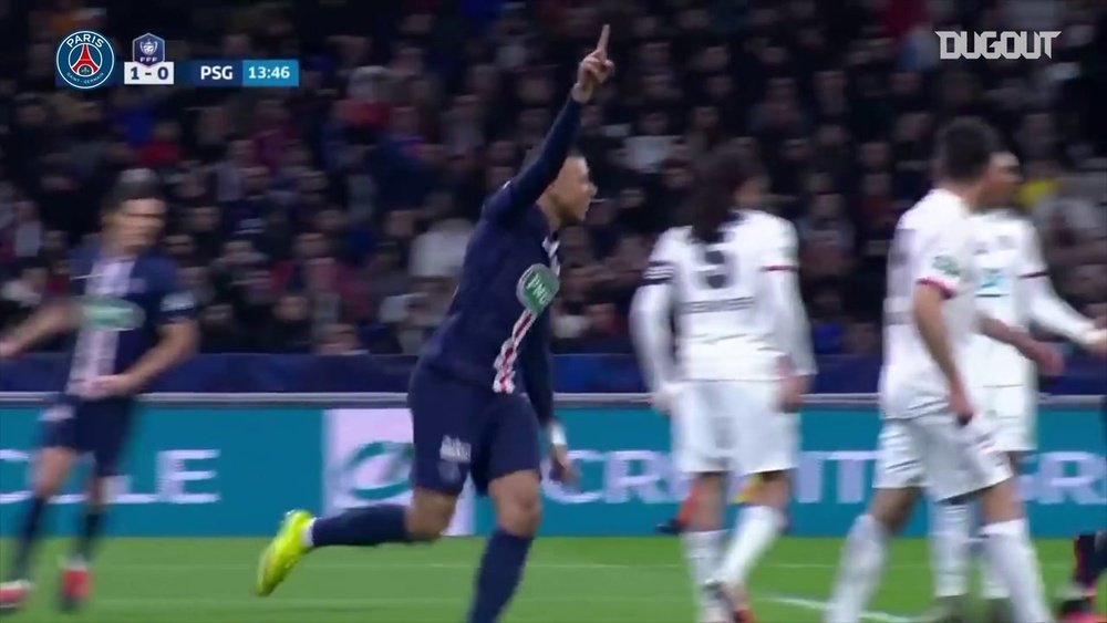 Mbappé marcou três gols sobre o Lyon na semifinal da Copa da França. DUGOUT