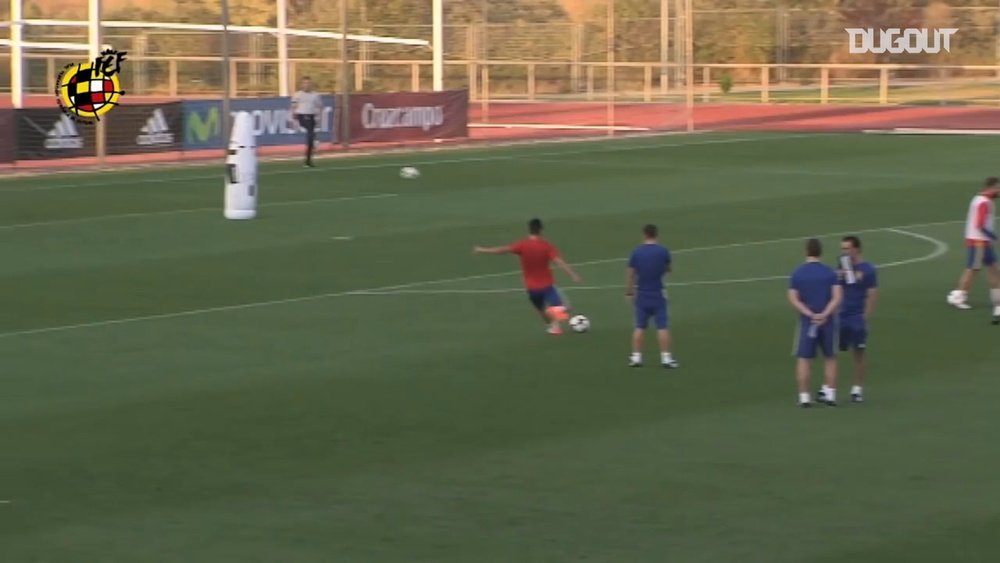Morata making amazing saves in Spain training. DUGOUT