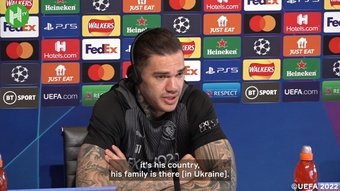 Ederson spoke about Zinchenko ahead of Man City's game with Sporting. DUGOUT
