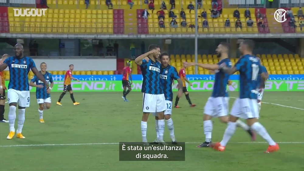 La prima rete di Hakimi con l'Inter. Dugout