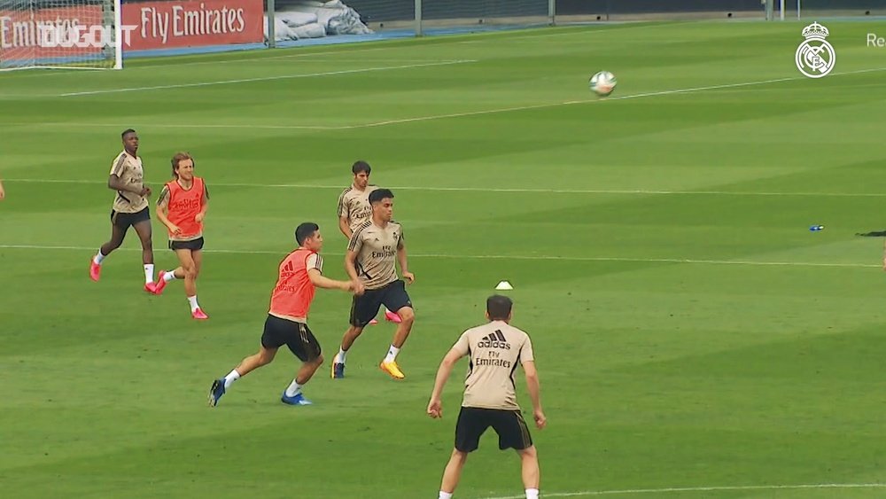 Real Madrid practised ball retention and shooting practice during training. DUGOUT