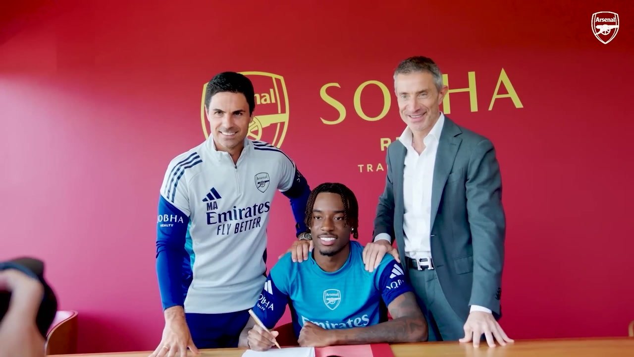 Behind the scenes: Madueke's first day at Arsenal