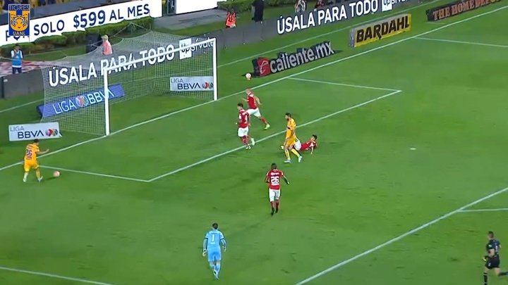 La conexión Thauvin-Gignac para el gol ante Toluca. DUGOUT