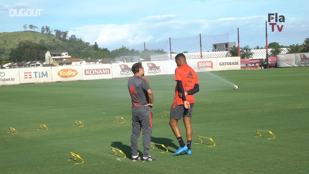 Flamengo treina para a partida que marca o início da temporada 2021. DUGOUT